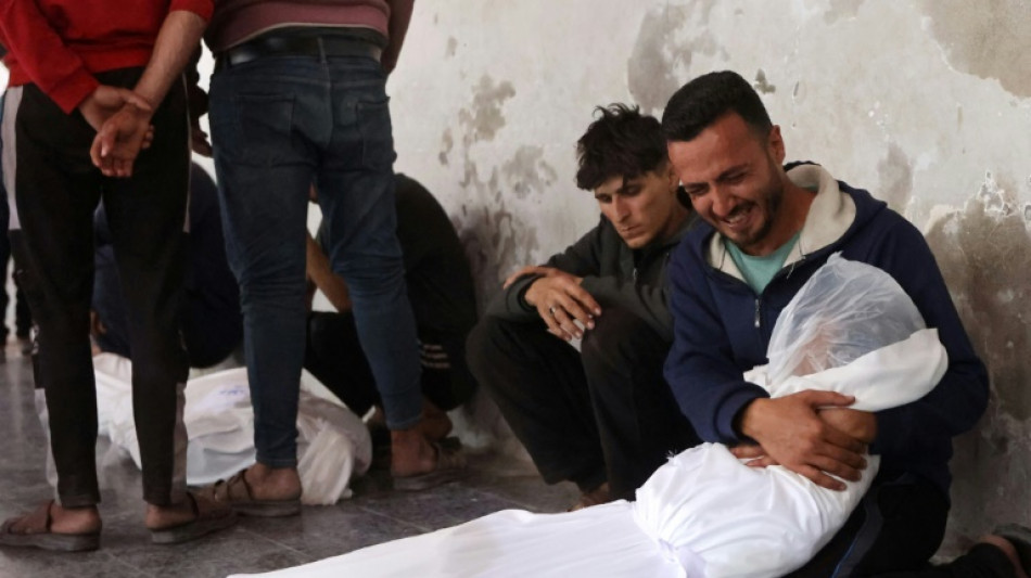 Bombardeios israelenses deixam ao menos 44 mortos neste domingo em Gaza