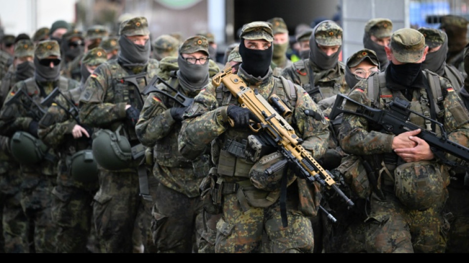 CDU-Vorsto&szlig; zu NVA-Soldaten als Bundeswehr-Reservisten: SPD und Gr&uuml;ne skeptisch