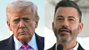 Comediante Kimmel rebate cr&iacute;ticas por chiste sobre Melania Trump