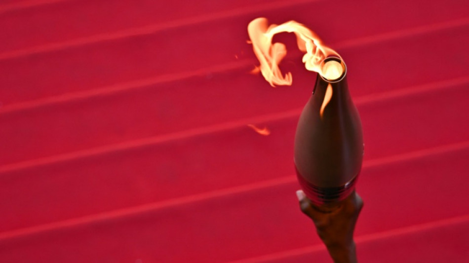 Relais de la flamme olympique: Estanguet salue "la ferveur" autour de l'&eacute;v&eacute;nement