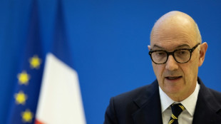 Dette fran&ccedil;aise: il faut "faire des choix" pour &eacute;viter "une spirale", dit Roland Lescure