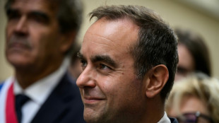 Verzicht auf Streichung von Feiertagen: Frankreichs Premier geht auf Opposition zu