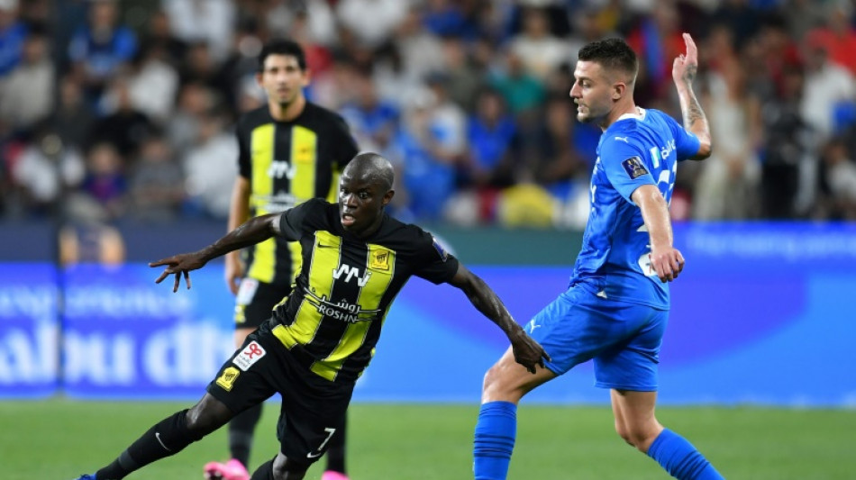 N'Golo Kant&eacute; retorna &agrave; sele&ccedil;&atilde;o da Fran&ccedil;a em lista de convocados para a Euro