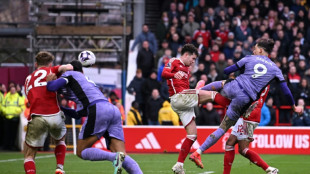 Darwin N&uacute;&ntilde;ez d&aacute; vit&oacute;ria ao Liverpool sobre o Forest no Ingl&ecirc;s