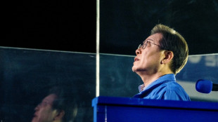 Voraussichtlich k&uuml;nftiger s&uuml;dkoreanischer Pr&auml;sident Lee bedankt sich bei W&auml;hlern