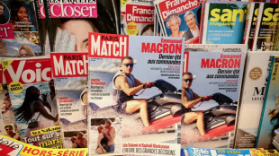Pol&eacute;mica en Francia por una imagen del presidente Macron en moto acu&aacute;tica