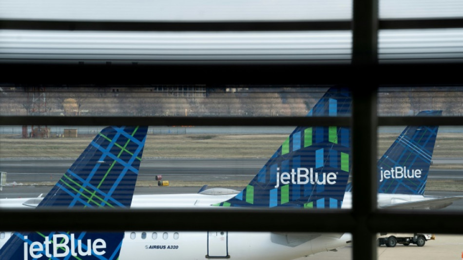 JetBlue seeks to buy Spirit Airways, threatening Frontier deal