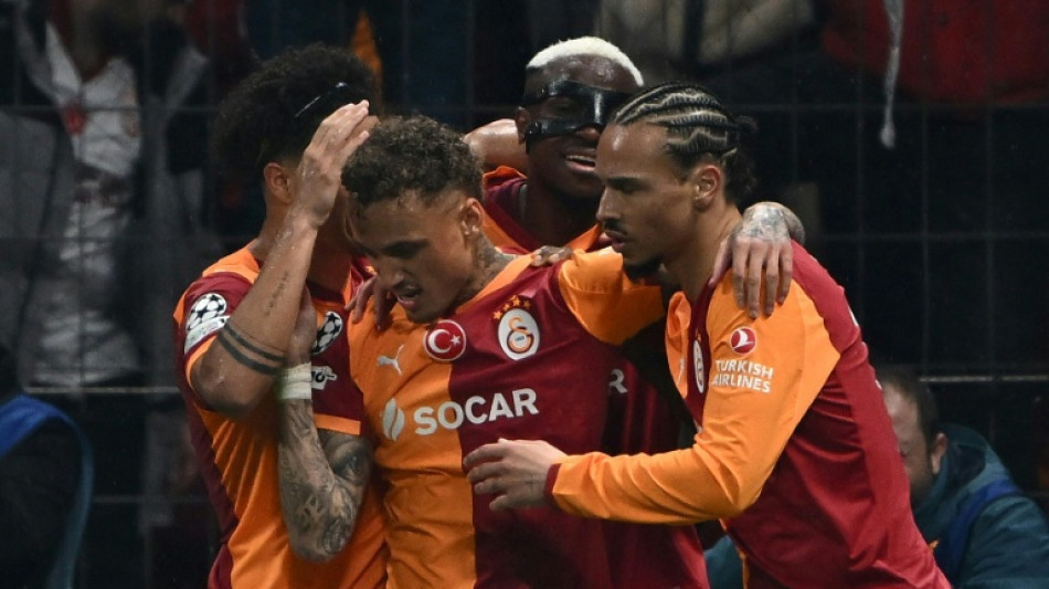 Juve perde por 5 a 2 para o Galatasaray e fica mais longe das oitavas da Champions