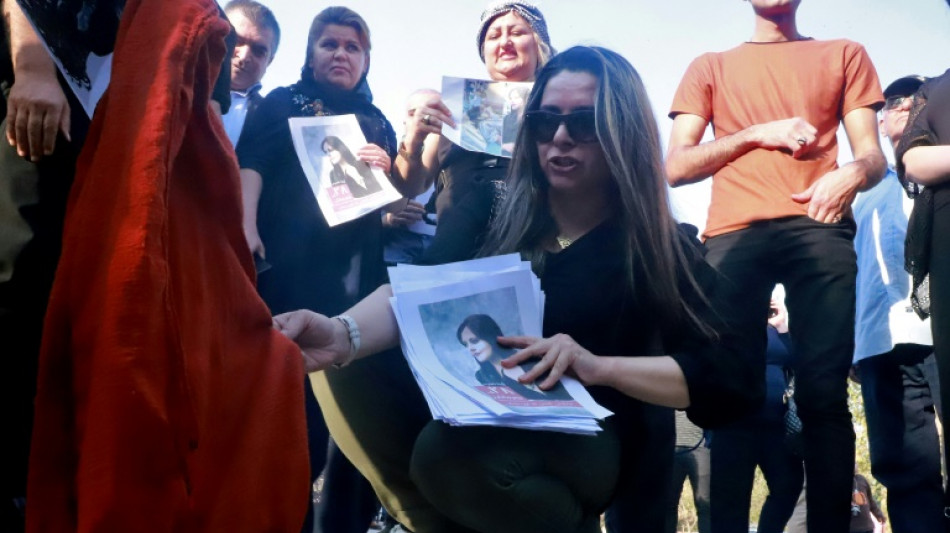 Iran: nouvelles manifestations apr&egrave;s la mort d'une femme d&eacute;tenue