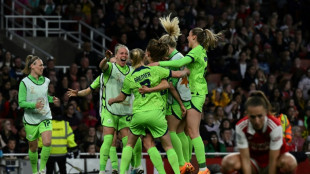 Wolfsburg vence Arsenal na prorroga&ccedil;&atilde;o (3-2) e vai enfrentar Bar&ccedil;a na final da Champions feminina