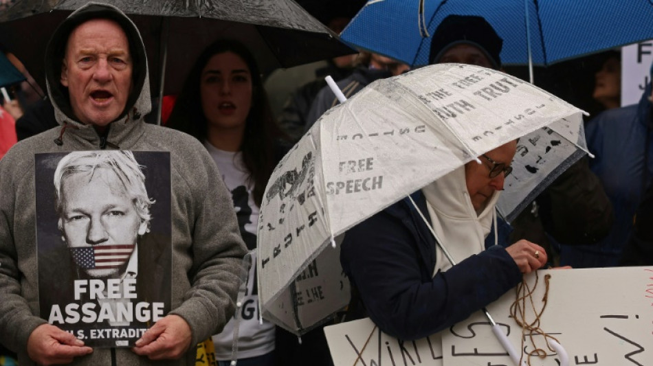 Apr&egrave;s deux jours d'audience, d&eacute;cision en d&eacute;lib&eacute;r&eacute; pour Assange 