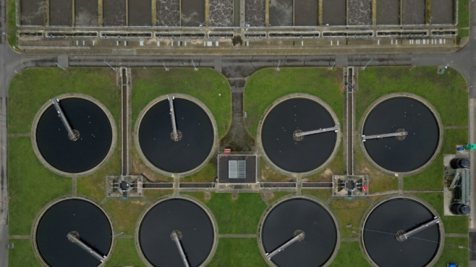 Executive bonuses banned at six UK water companies over pollution