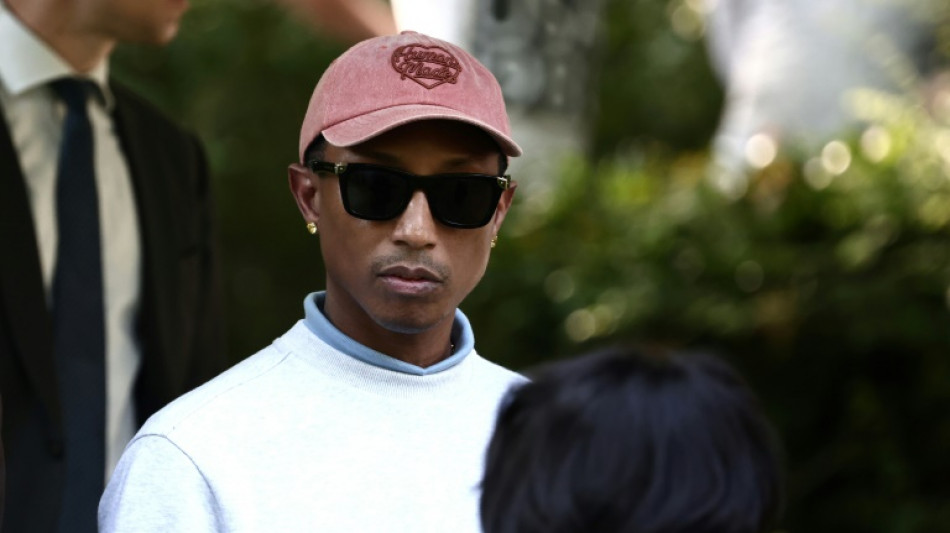 Saint Laurent et Louis Vuitton lancent la Fashion Week de Paris