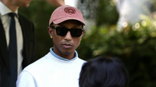 Saint Laurent et Louis Vuitton lancent la Fashion Week de Paris