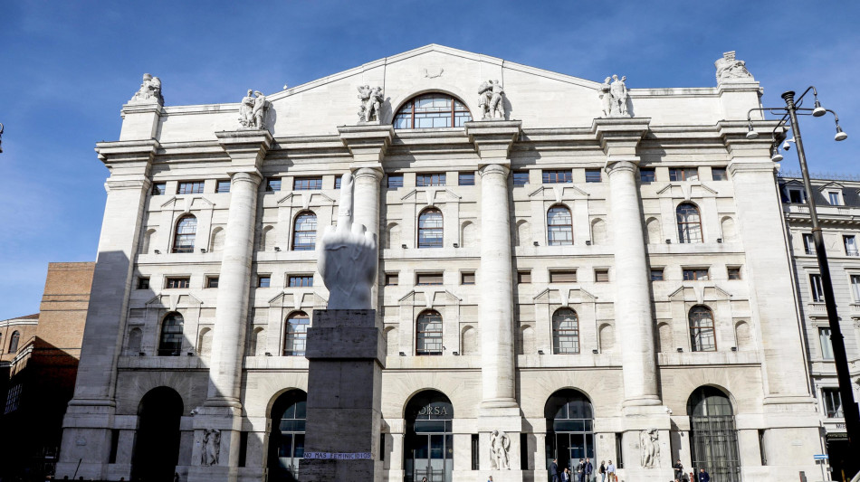 Borsa: Europa piatta dopo l'avvio di Wall Street, Milano +0,3%