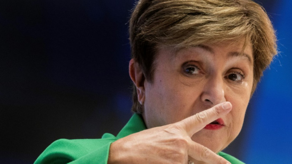 Empresarios preocupados y peso colombiano golpeado tras la suspensión de la línea crédito del FMI