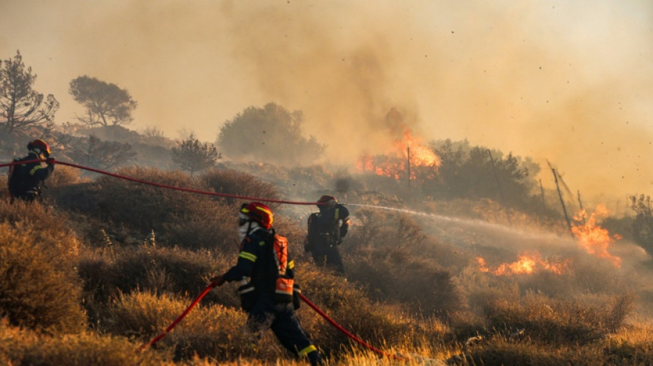 La Grèce en lutte contre des incendies en Crète et près d'Athènes