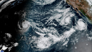 Furac&atilde;o Polo se aproxima do M&eacute;xico e amea&ccedil;a causar danos severos
