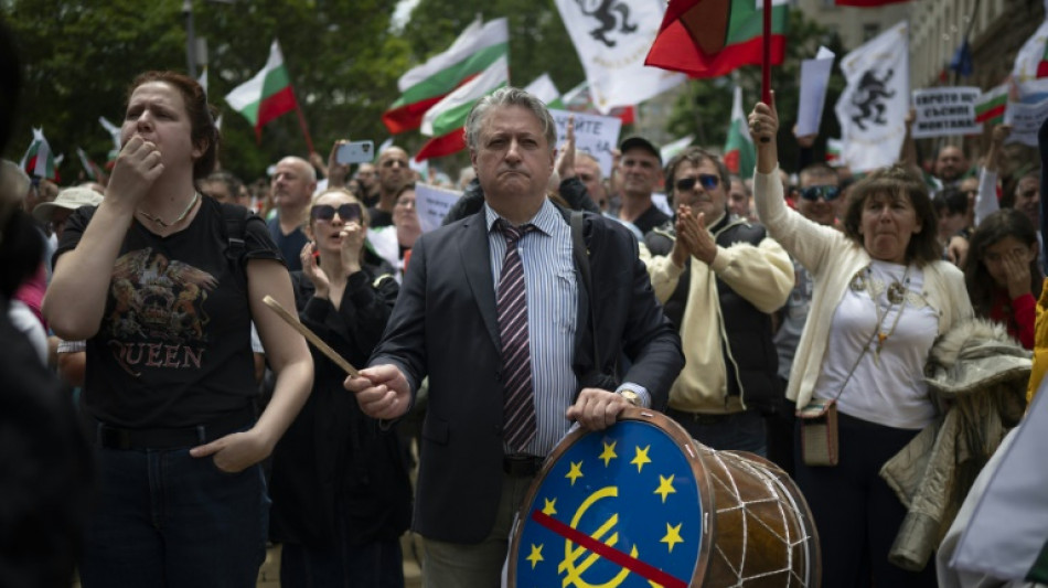 EU gives Bulgaria green light to adopt euro in 2026