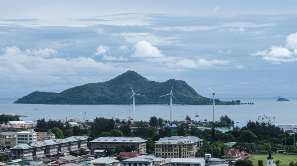 Aux Seychelles, pr&eacute;sidentielle &agrave; suspense sur fond d'inqui&eacute;tudes environnementales