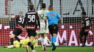 Milan deny Roma top spot in Serie A, Inter beat Verona