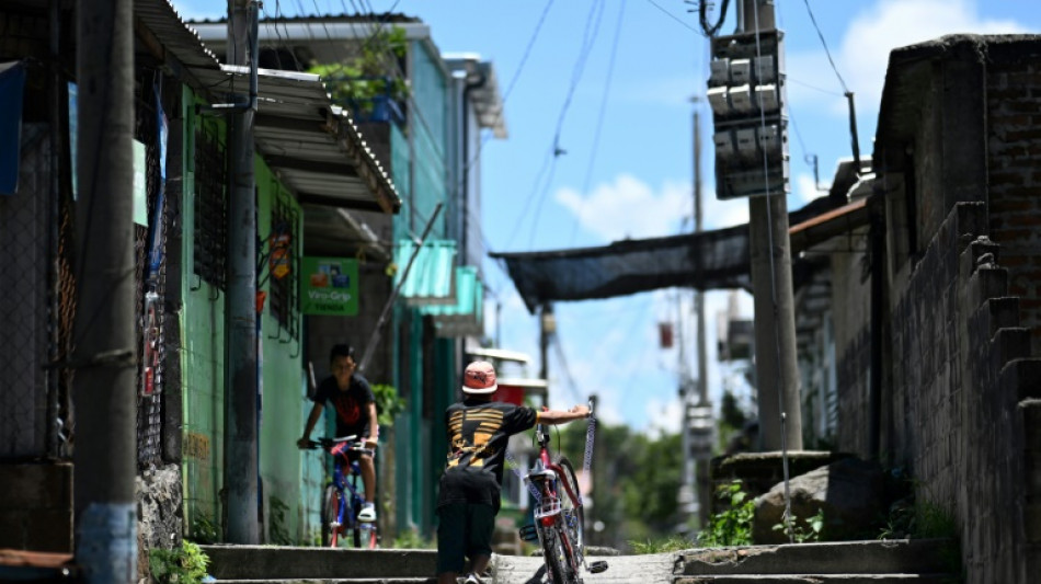 Medo persiste em antigo reduto de gangues em El Salvador
