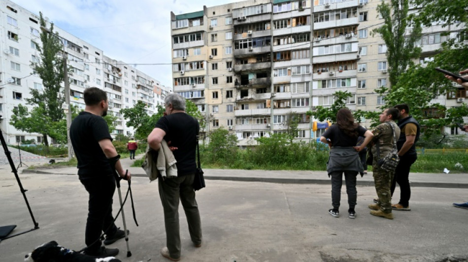Nouvelle attaque a&eacute;rienne massive sur l'Ukraine avant un dernier &eacute;change de prisonniers 