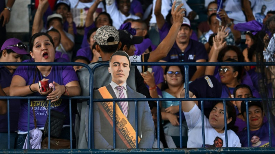 Pr&eacute;sidentielle en Equateur: les candidats ach&egrave;vent leur campagne dans un contexte de tension 