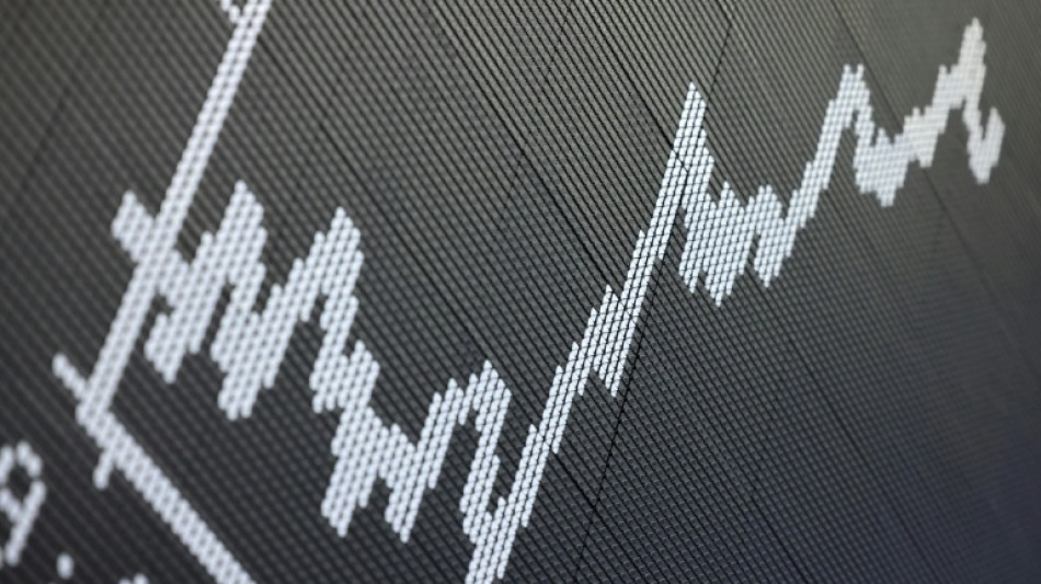 Institute senken ihre Prognosen für dieses und das kommende Jahr 