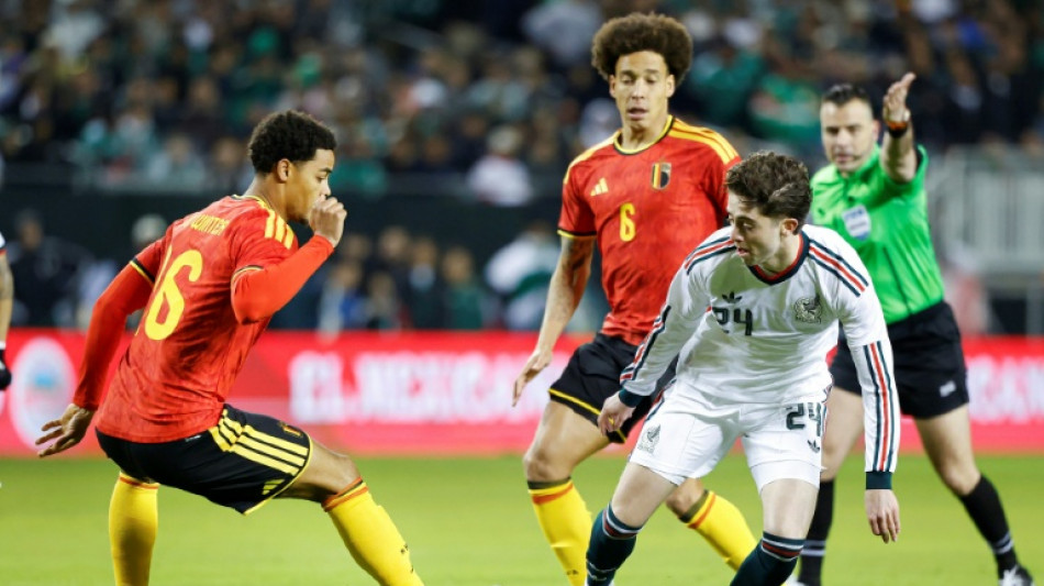 M&eacute;xico brilha por 45 minutos contra B&eacute;lgica (1-1) e se reconcilia com torcida &agrave;s v&eacute;speras da Copa