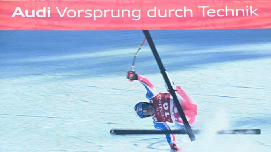 Ski alpin: chute de Pinturault lors du Super-G de Kitzb&uuml;hel
