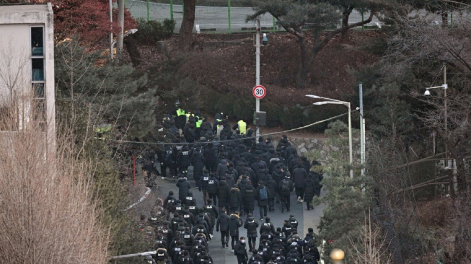 Cor&eacute;e du Sud: le pr&eacute;sident suspendu arr&ecirc;t&eacute; lors d'un nouvel assaut des enqu&ecirc;teurs