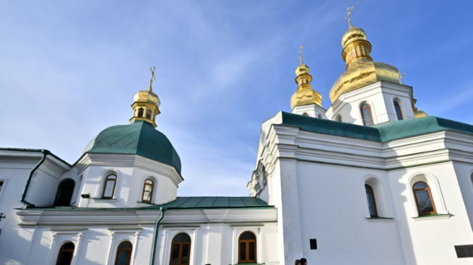Expulsion &agrave; Kiev: les moines d&eacute;cid&eacute;s &agrave; rester, des fid&egrave;les d&eacute;noncent une injustice
