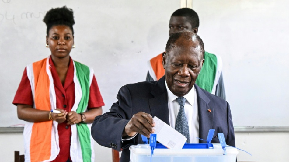 Wahlkommission: Amtsinhaber Ouattara gewinnt Pr&auml;sidentenwahl in Elfenbeink&uuml;ste