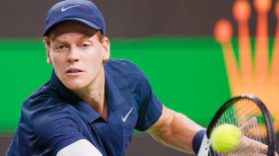 Sinner batte De Minaur e vola in finale a Vienna