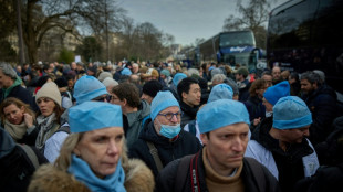 Gr&egrave;ve des m&eacute;decins: le gouvernement l&acirc;che du lest aux syndicats sur les arr&ecirc;ts maladie