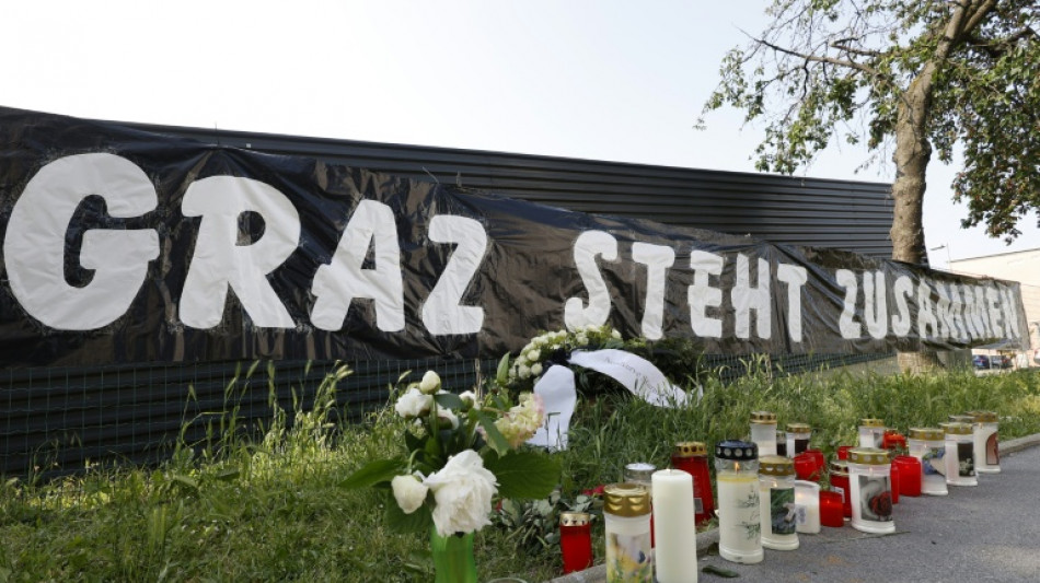 &Ouml;sterreich gedenkt mit Trauerminute Opfern von Amoklauf an Grazer Schule