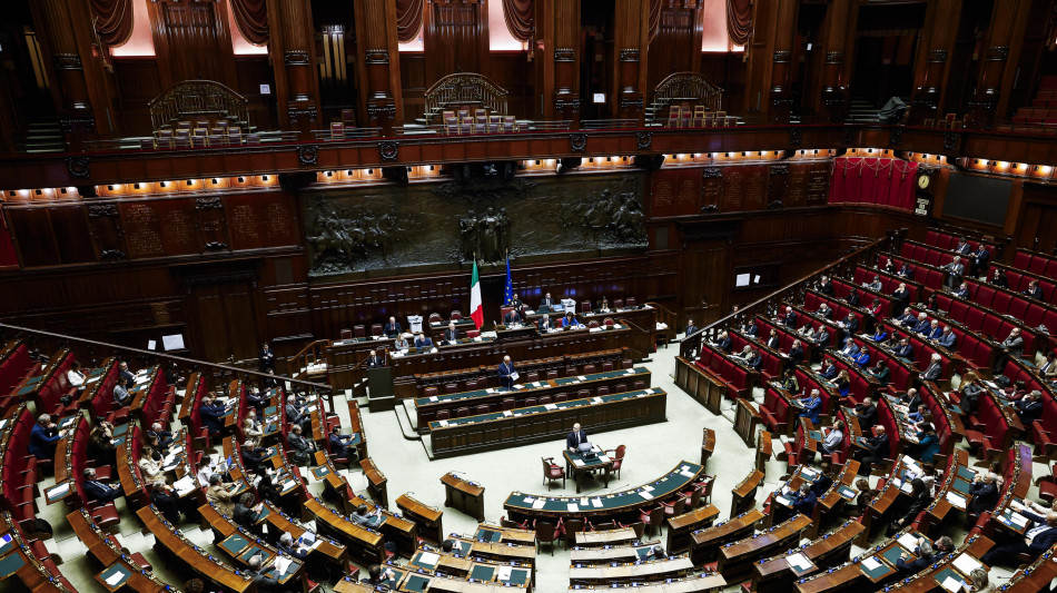 'Senza consenso è violenza sessuale', sì unanime della Camera