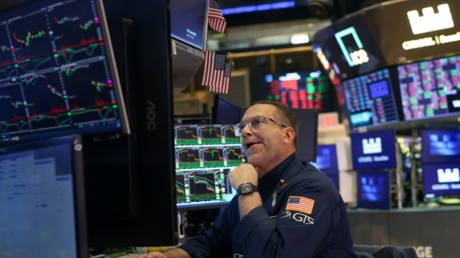 Droits de douane: Wall Street d&eacute;gringole de pr&egrave;s de 6% &agrave; la cl&ocirc;ture