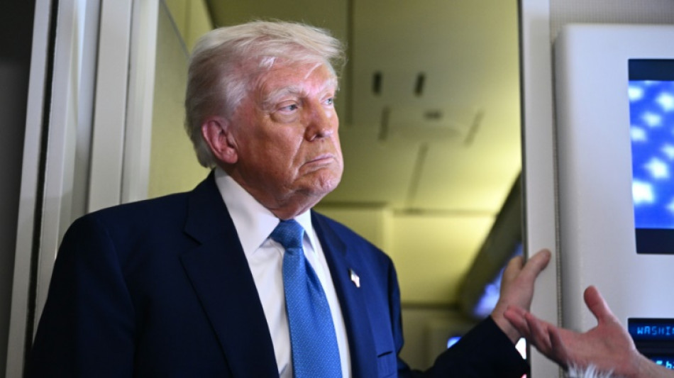 Ukraine: appel Trump-Poutine lundi, nouvelle tentative pour "mettre fin au bain de sang"