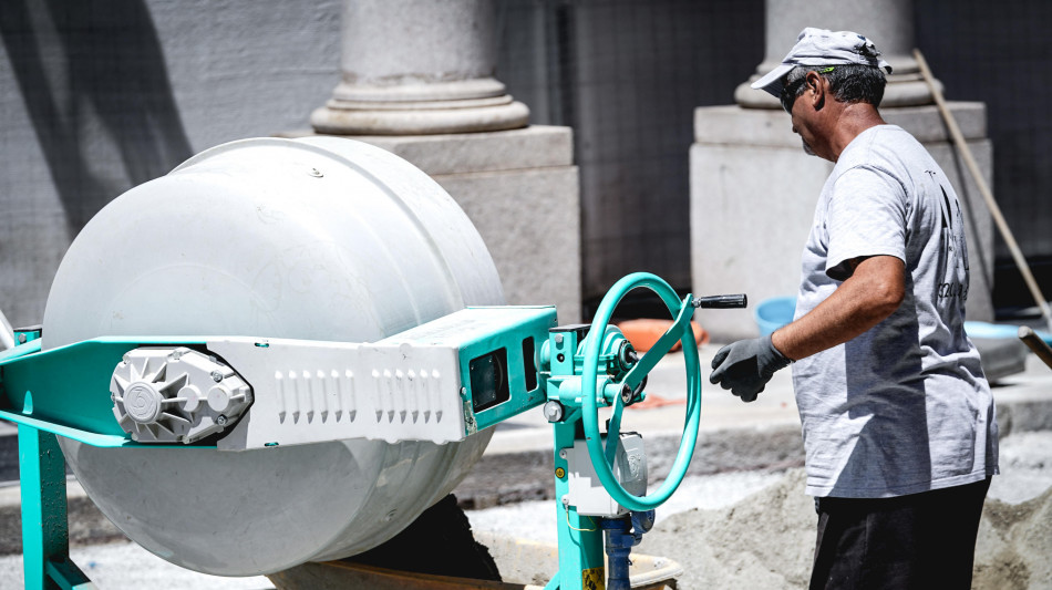 Lavoratori sottopagati, torna la norma salva-imprenditori
