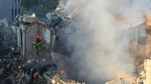 Bombardeio russo com m&iacute;sseis dizima uma fam&iacute;lia na Ucr&acirc;nia