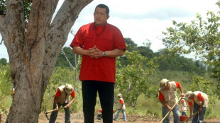 Maduro entrega 180.000 hect&aacute;reas expropiadas por Ch&aacute;vez al movimiento Sin Tierra de Brasil