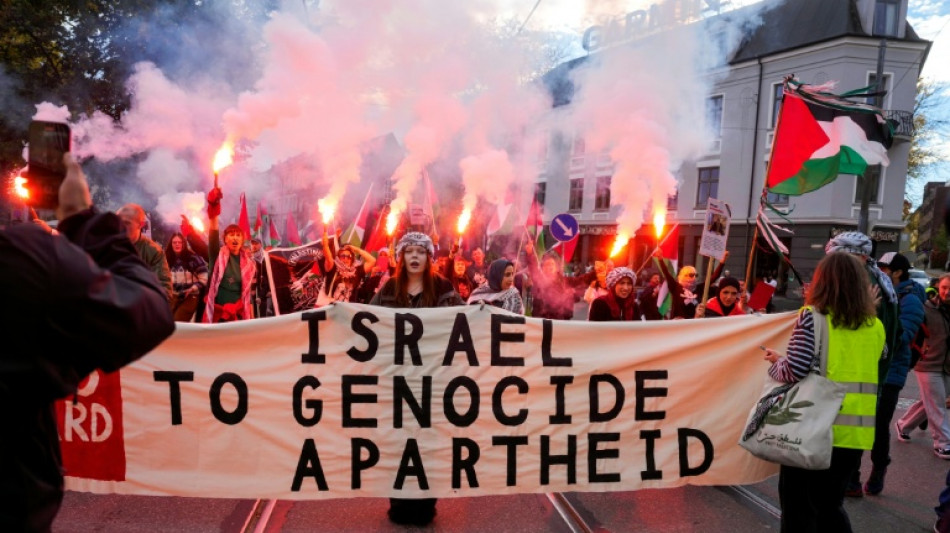 Polícia dispersa manifestantes pró-palestina durante jogo entre Noruega e Israel