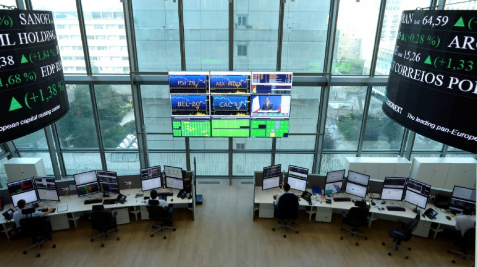 La Bourse de Paris dans le vert gr&acirc;ce au recul du p&eacute;trole