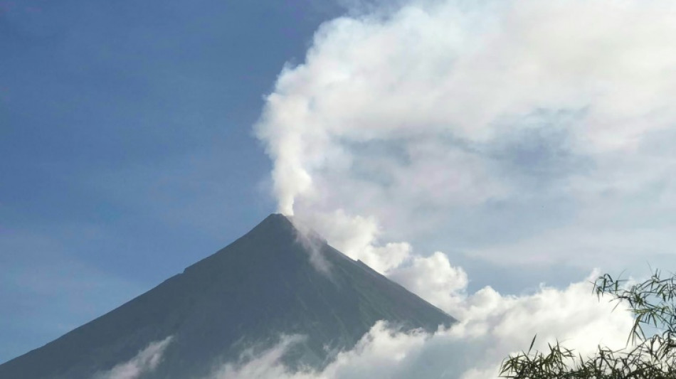 Les Philippines en alerte pour activit&eacute; volcanique "dangereuse"