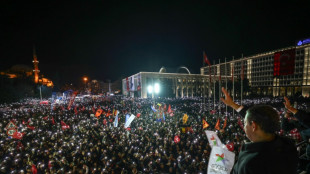 T&uuml;rkei: Erdogan-Rivale weiter in Polizeigewahrsam - neue Proteste geplant