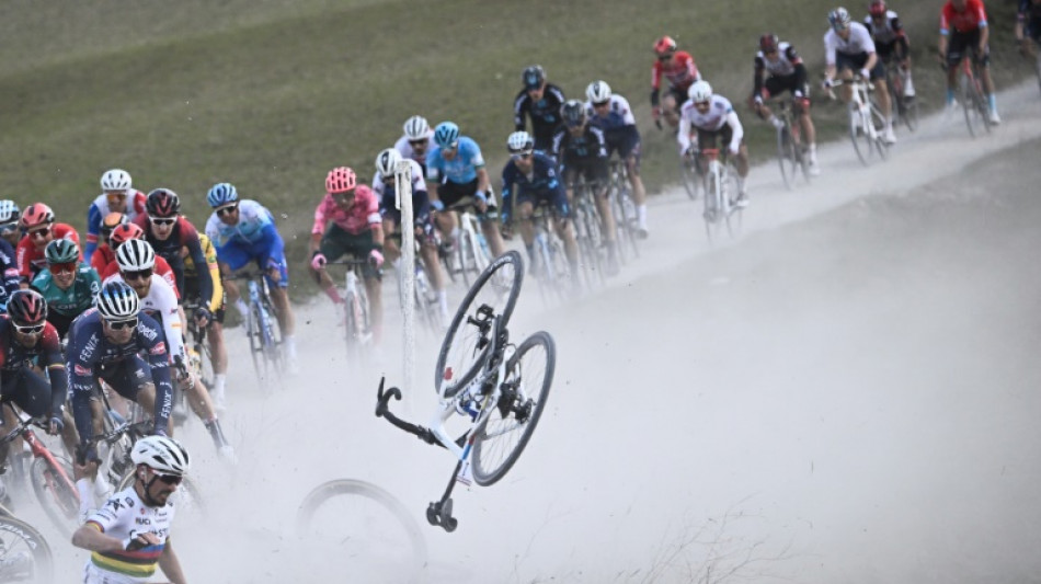 Tour d'Espagne: Groves gagne la 11e &eacute;tape, le Covid progresse et Alaphilippe abandonne 