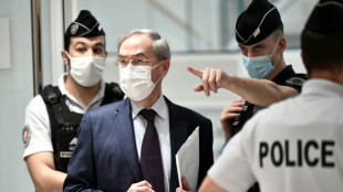 Sondages de l'Elys&eacute;e: prison ferme pour Claude Gu&eacute;ant, qui fait appel