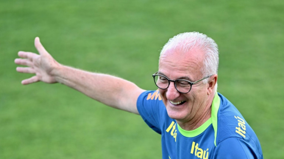 El exseleccionador Dorival Júnior, nuevo DT del Corinthians de Depay